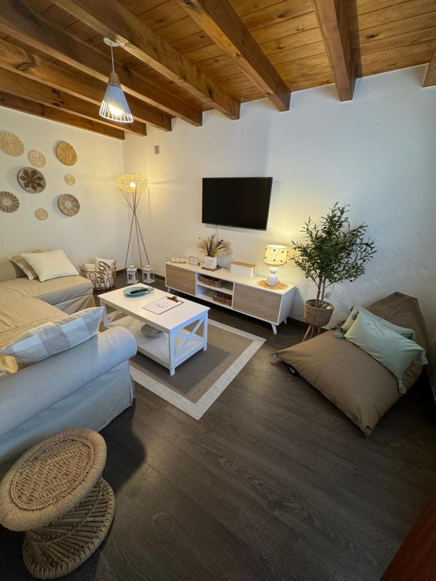 Willa La Olivia 53 Boutique Con Zona Chill Out Exterior Onís Zewnętrze zdjęcie